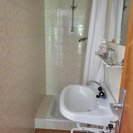 Gaestehaus Rosl 赖弗尼茨