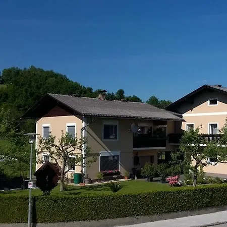 Privatunterkunft Rosl Reifnitz